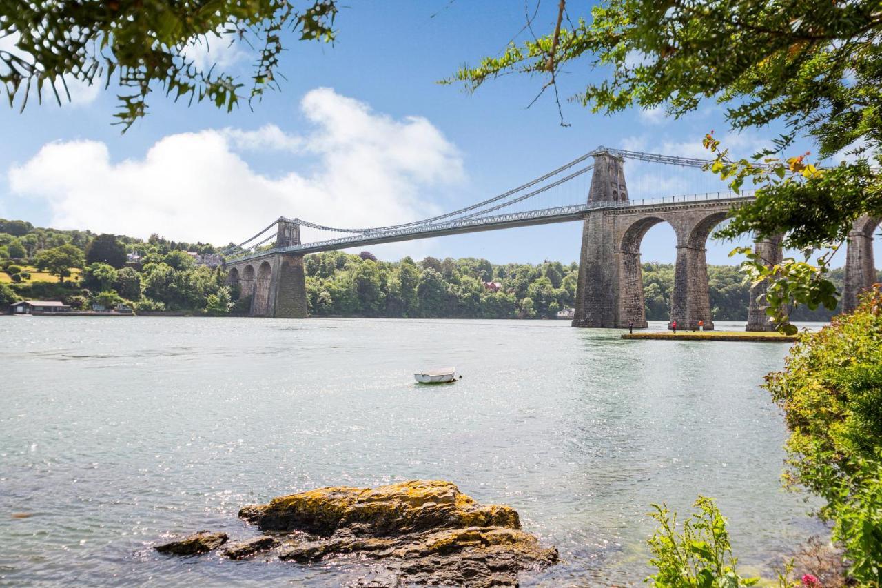The Art Deco House * Menai Bridge